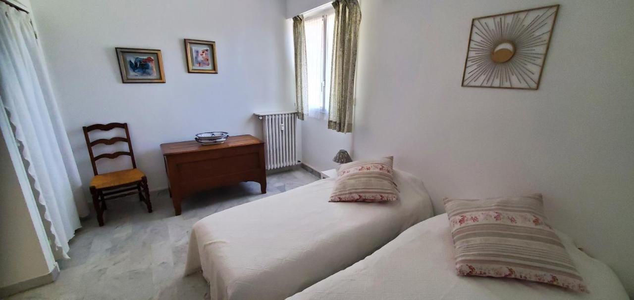 Superbe Rez De Jardin Dans Residence Au Calme Nizza Exterior foto
