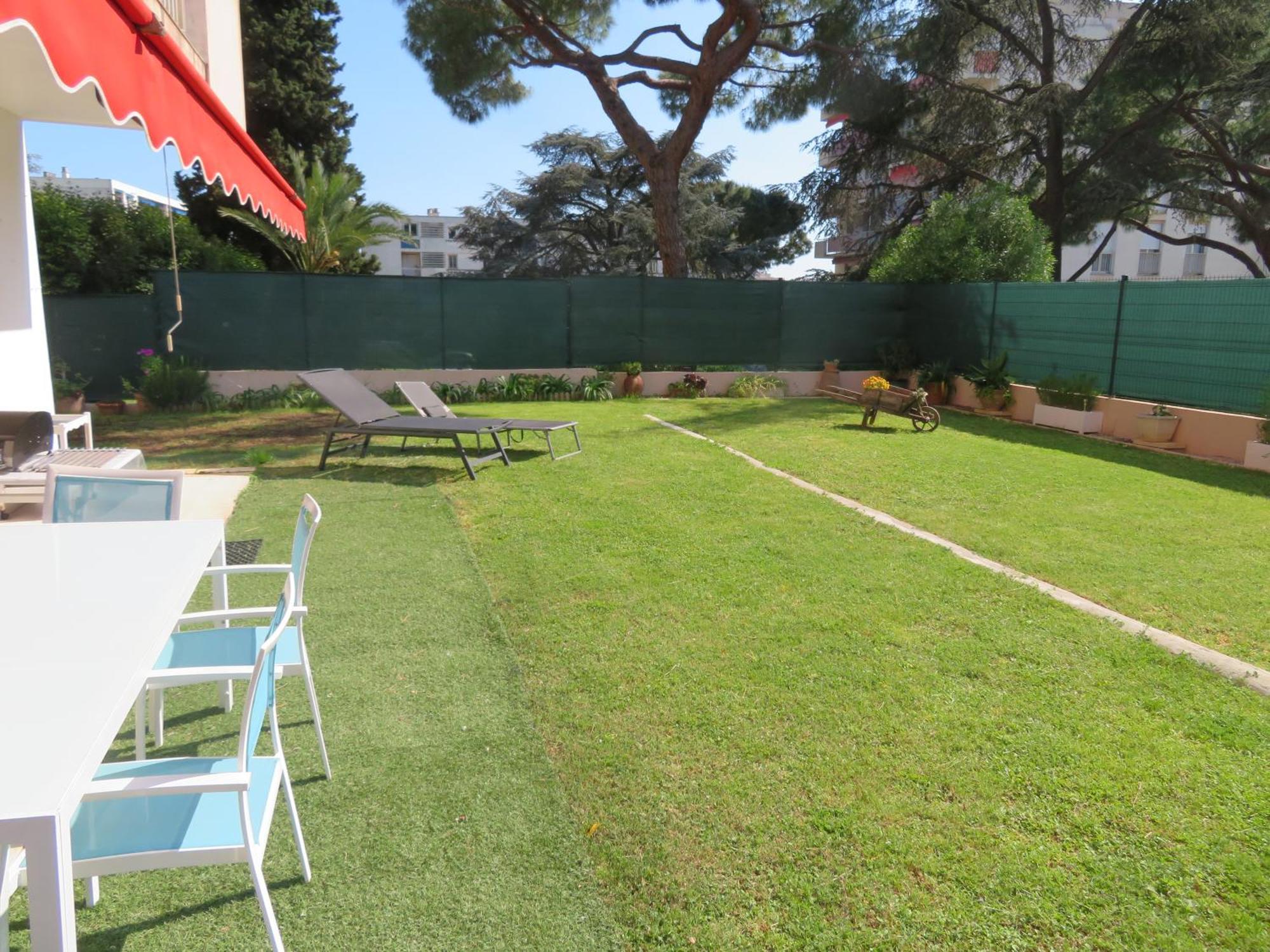 Superbe Rez De Jardin Dans Residence Au Calme Nizza Exterior foto